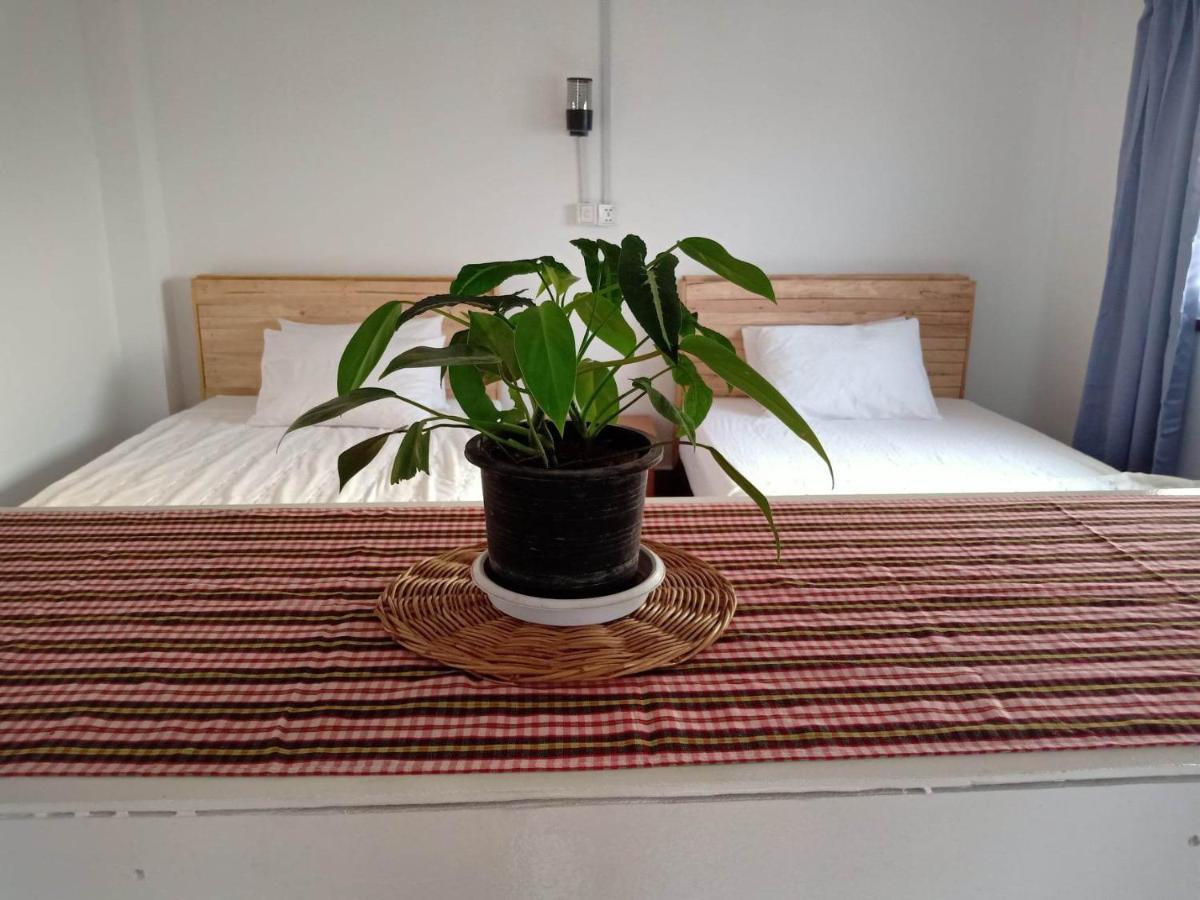 Kol House Bed & Breakfast Phnom Penh Exterior photo